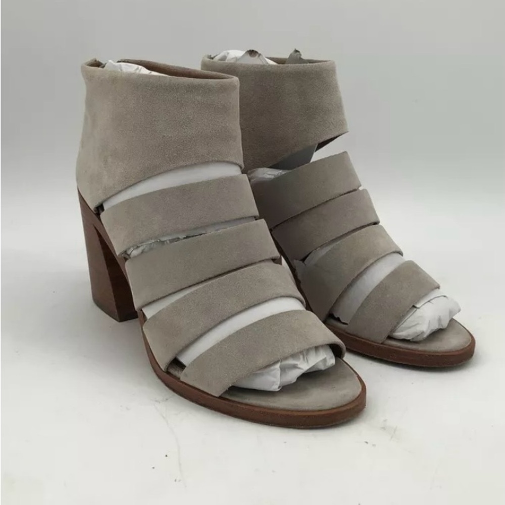 Frye tash Cut out booties in Milkshake